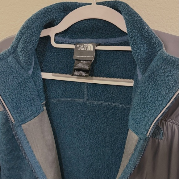 The North Face teal zip up size M - Picture 4 of 5